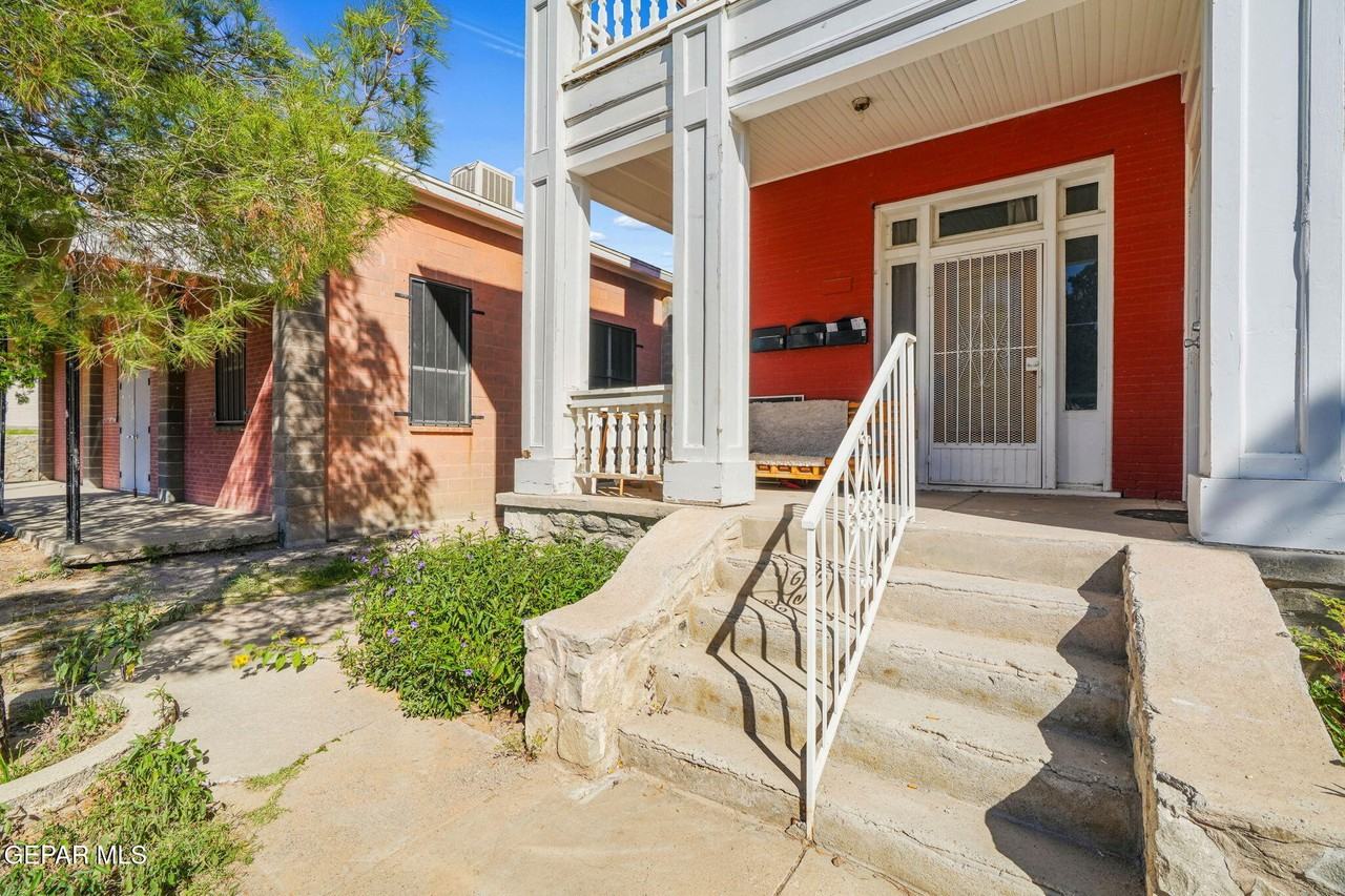 1409 Mundy Dr - Photo 5 of 25