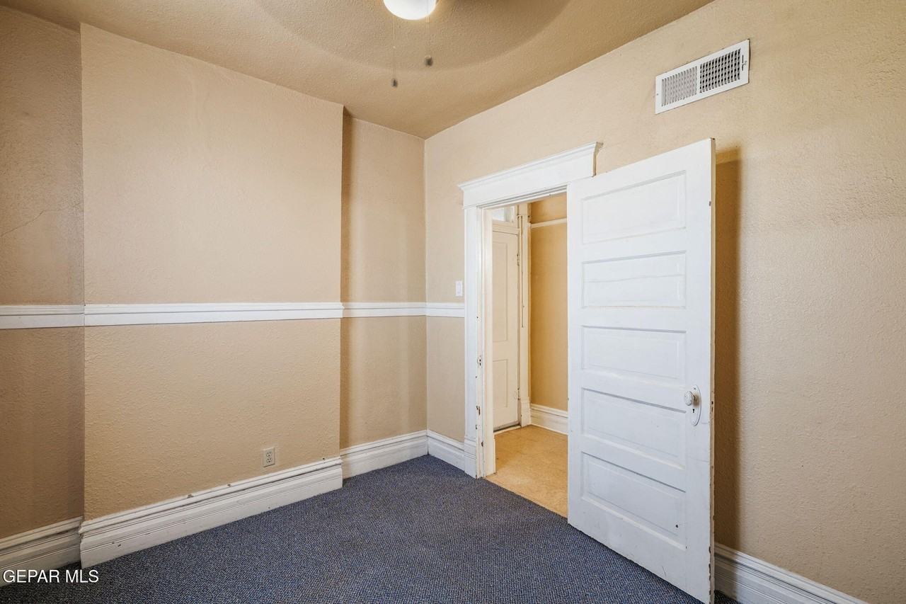 1409 Mundy Dr - Photo 6 of 25