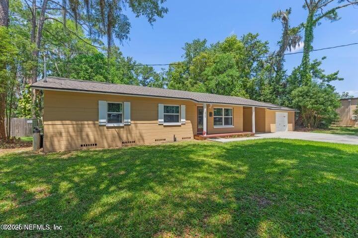 1826 Ryar Rd - Photo 2 of 23