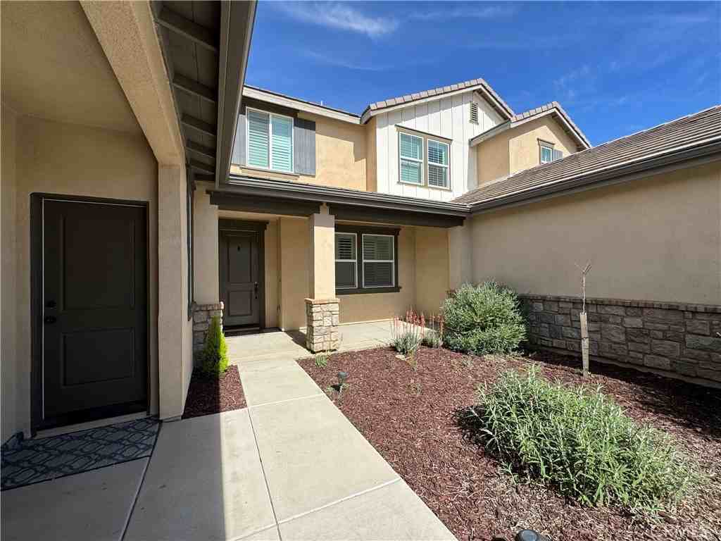 13562 Pointer Ct - Photo 5 of 42