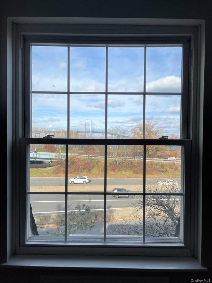 20530 Brian Cres ##3f - Photo 5 of 28