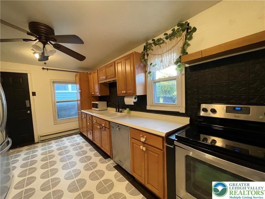 735 2nd Avenue - Photo 4 of 12