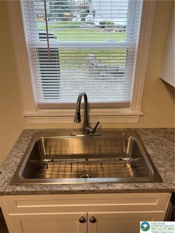 774 Krocks Court #B - Photo 4 of 15