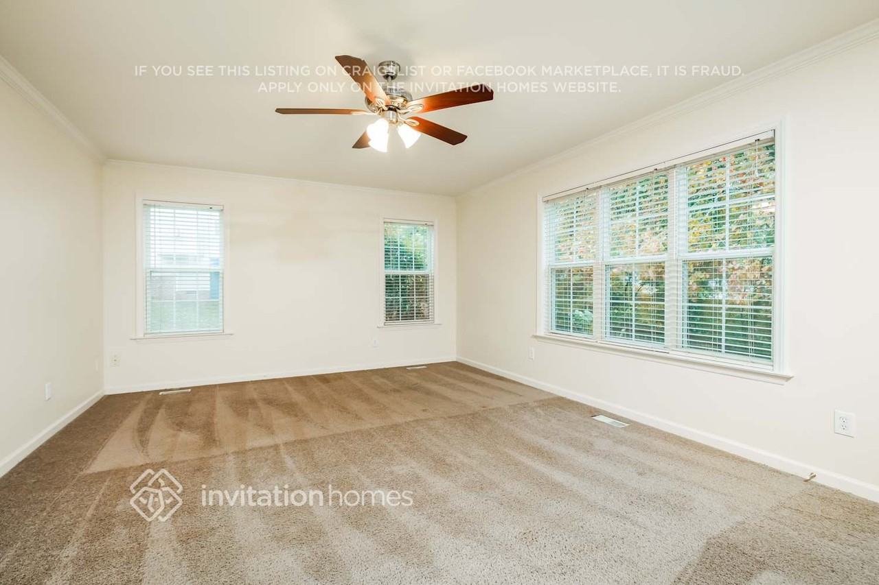 6413 Willowlawn Dr - Photo 4 of 18