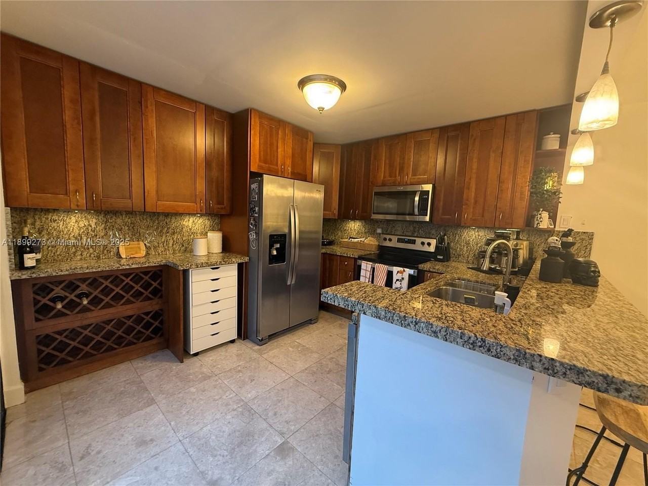 4708 Sw 67th Ave #L10 - Photo 5 of 21