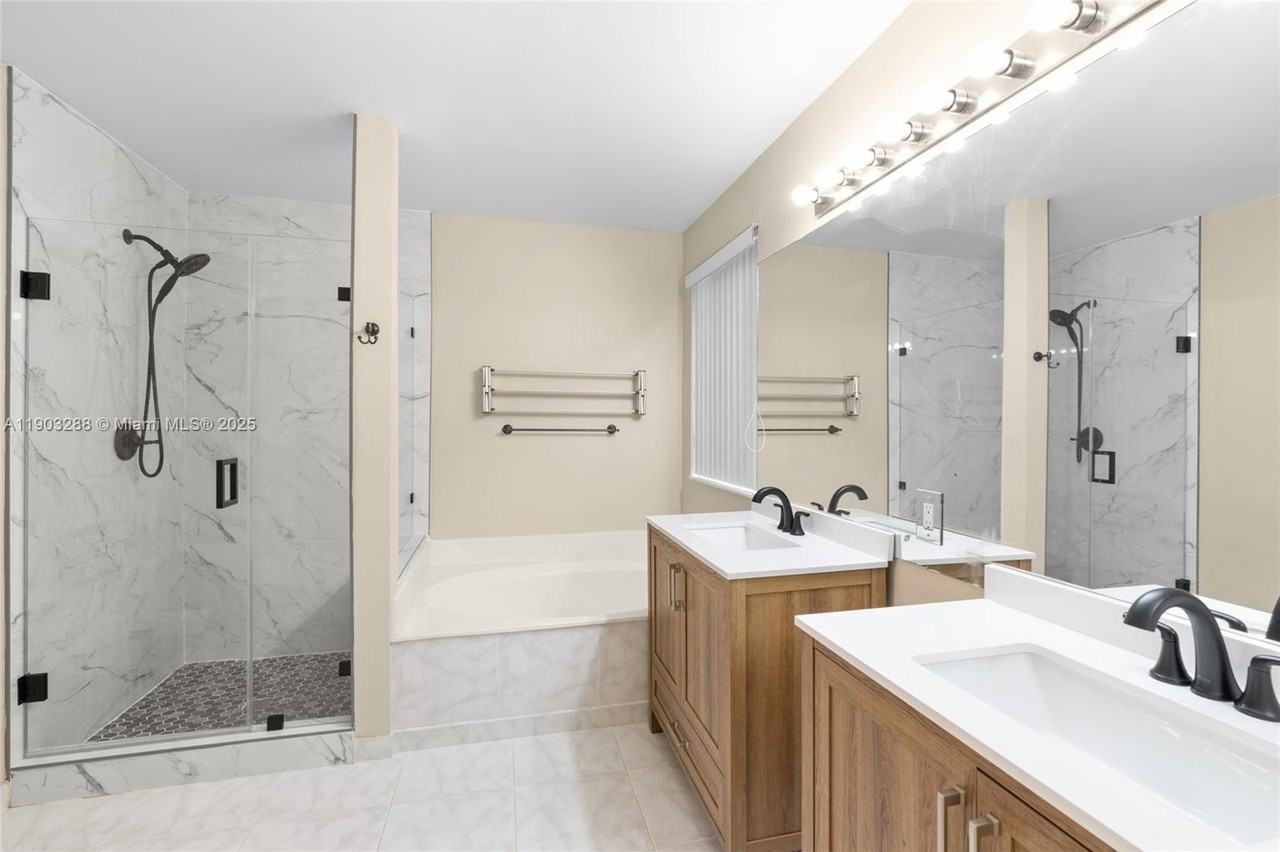 4490 Foxtail Ln - Photo 2 of 38