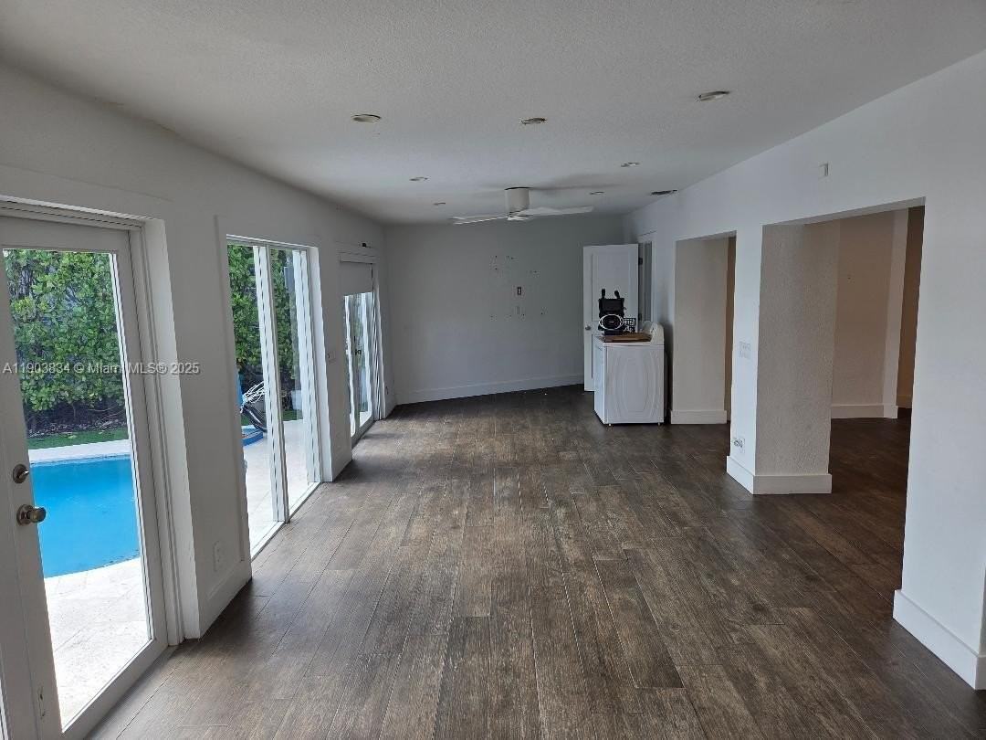 8220 Sw 48th St - Photo 7 of 18