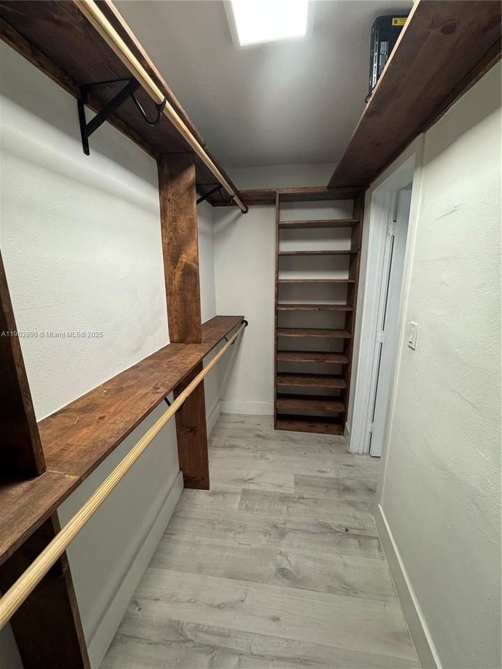 7030 Sw 87th Ct - Photo 7 of 16