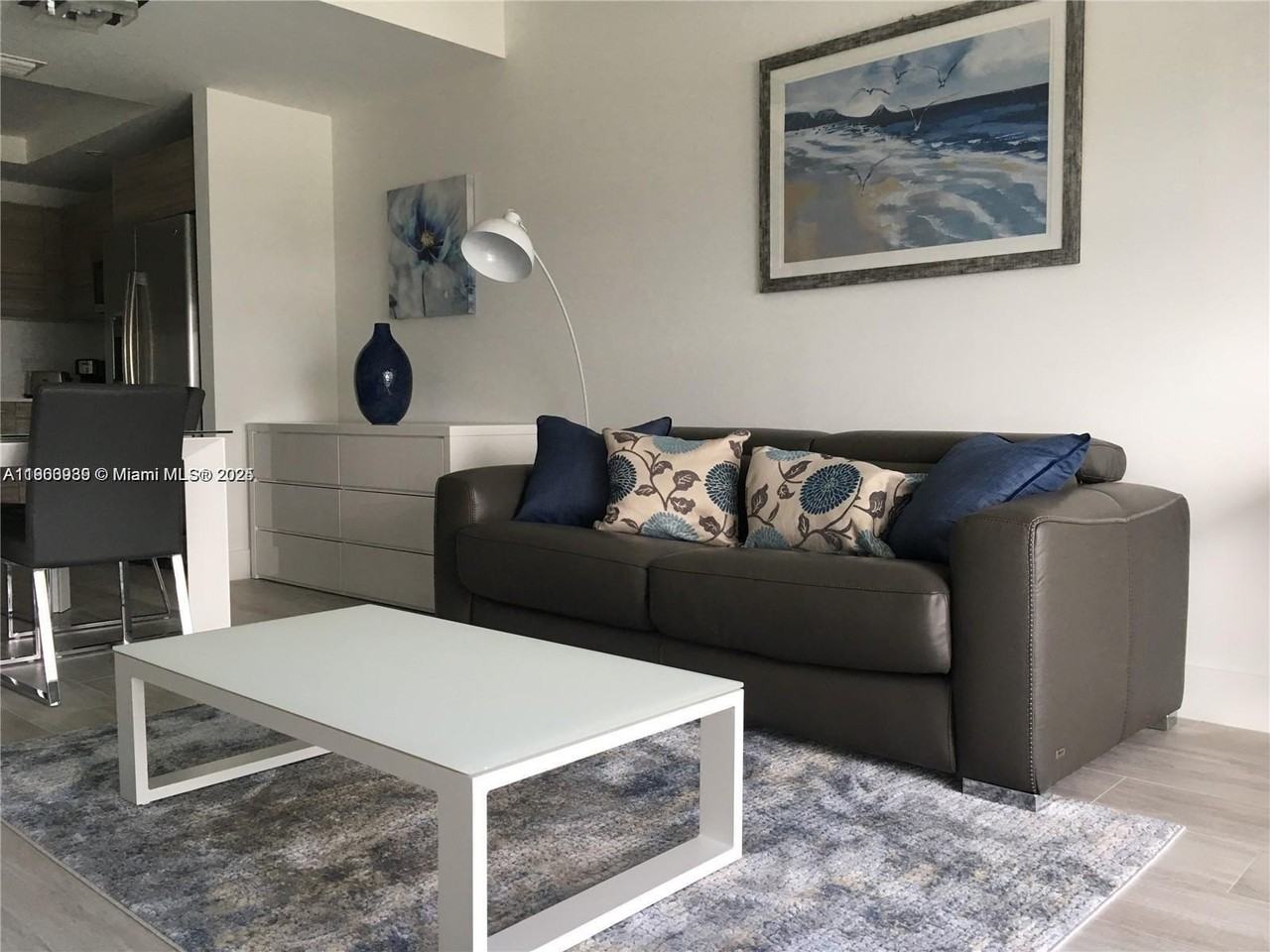 121 Ne 34th St #3011