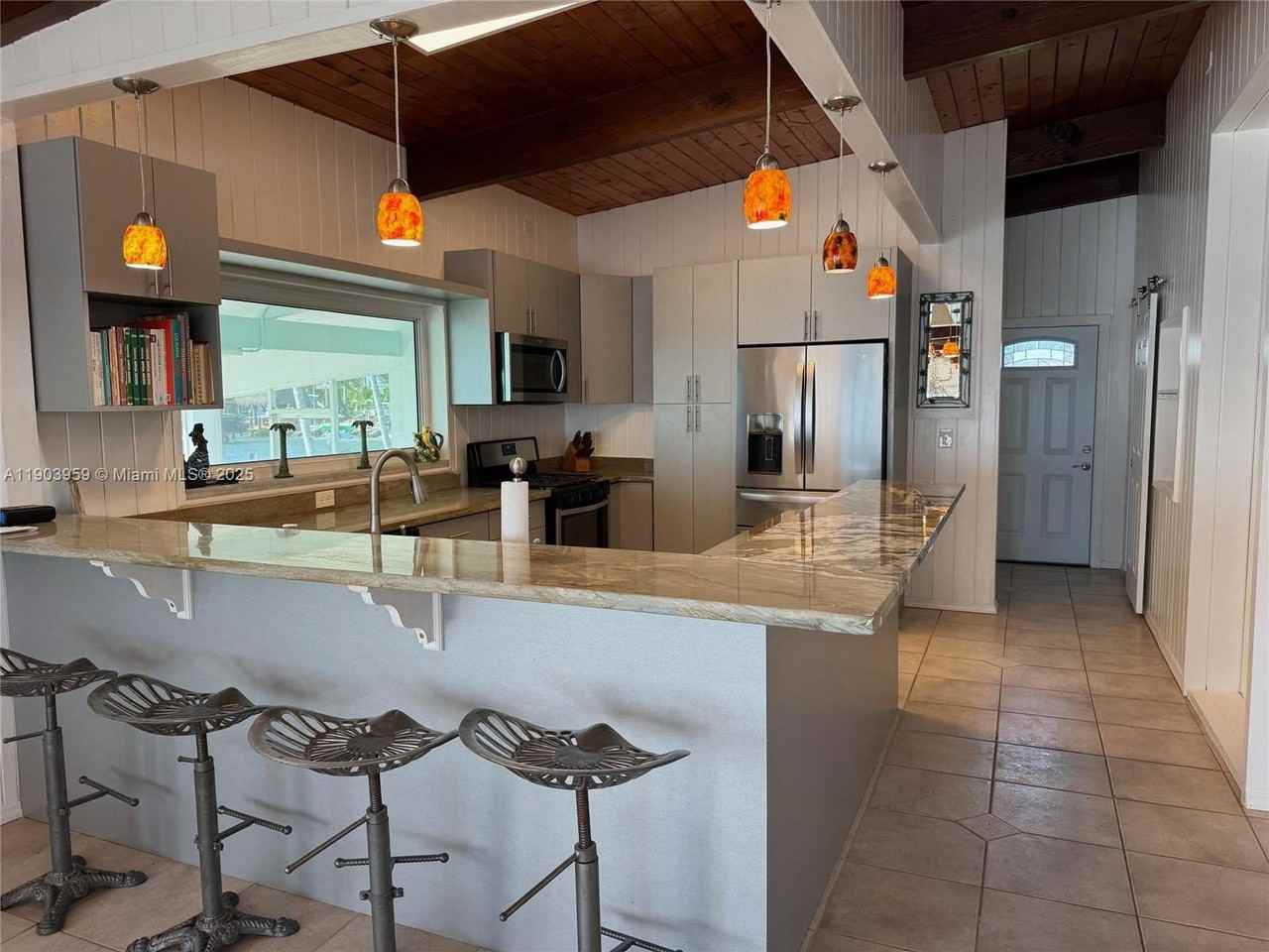 900 Morris Ave #0 - Photo 4 of 13