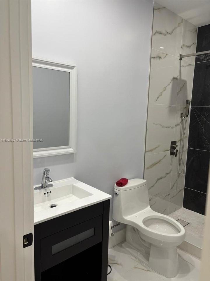 25453 Southwest 122nd Place - Photo 4 of 13