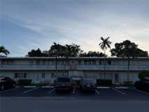 815 Sw 10th Ter #15V - Photo 1 of 1