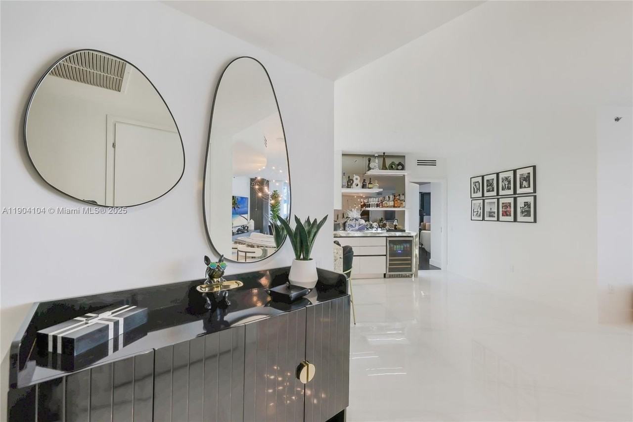 450 Alton Rd #2603 - Photo 2 of 50