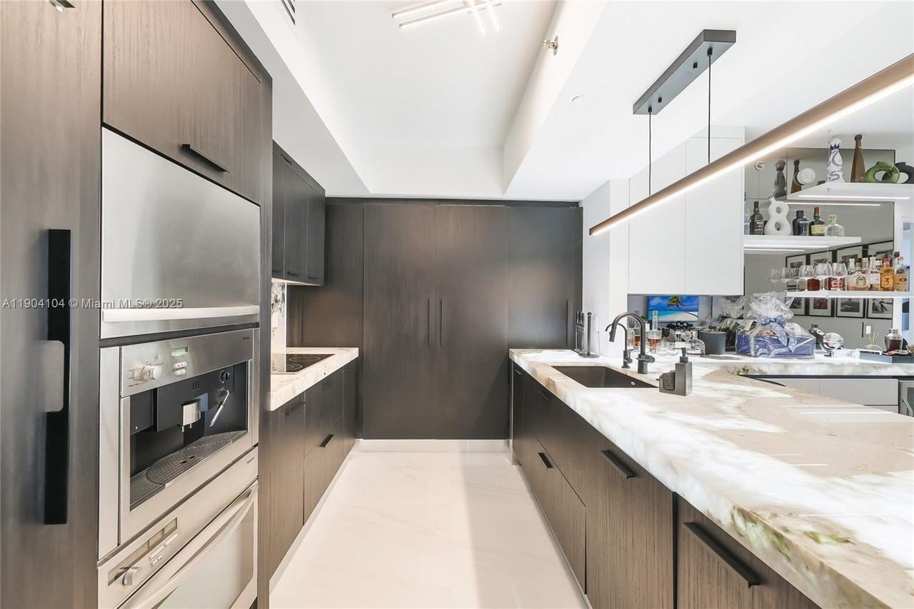 450 Alton Rd #2603 - Photo 5 of 50