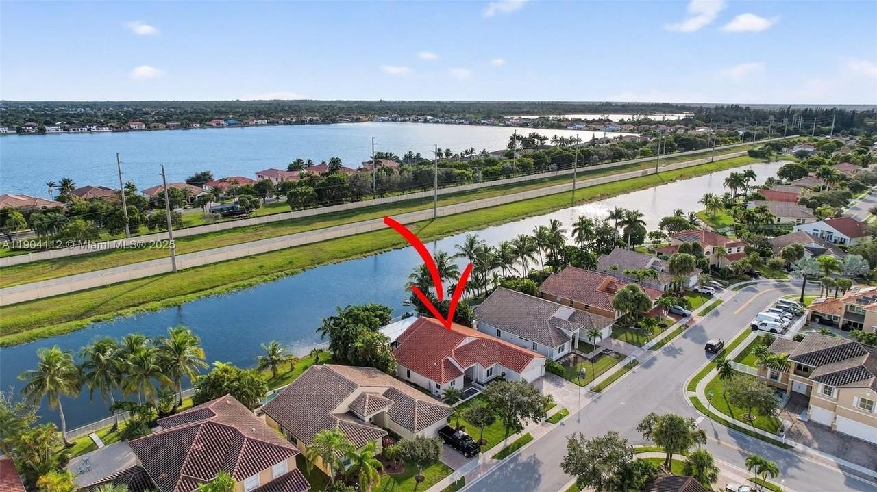 18950 Southwest 16th Street #1950 - Photo 4 of 50