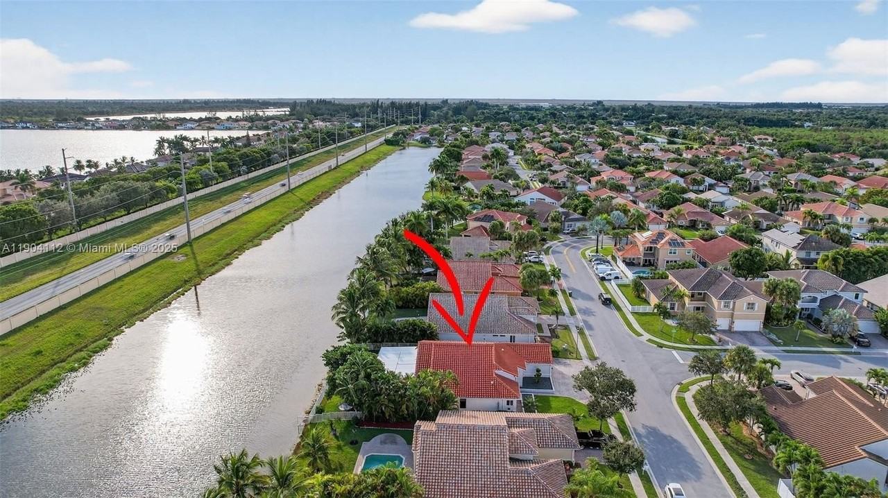 18950 Southwest 16th Street #1950 - Photo 5 of 50