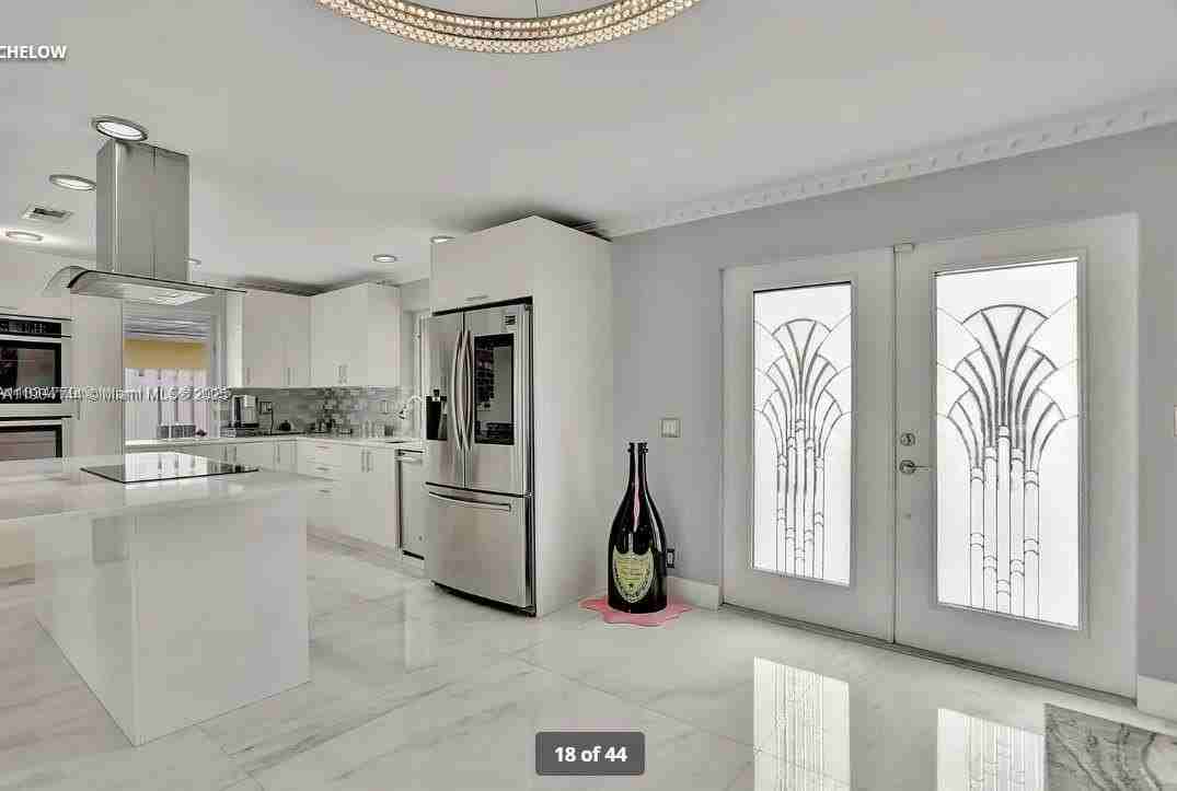 2321 Se 15th St #2321 - Photo 2 of 26