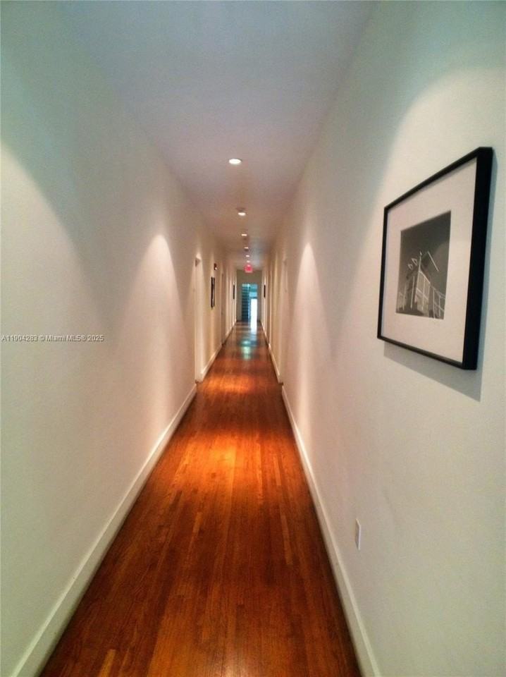 1751 James Ave #104 - Photo 4 of 21