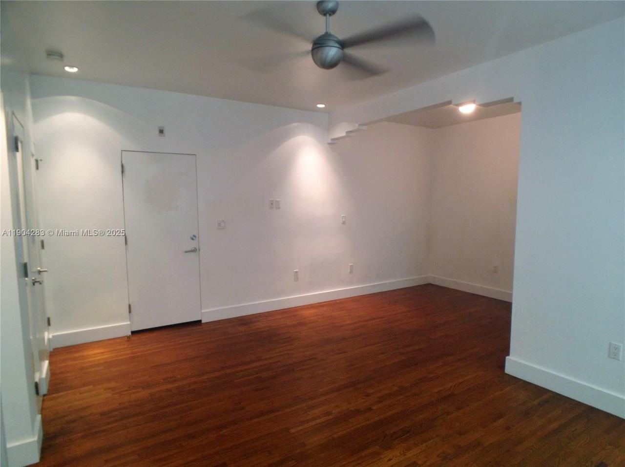 1751 James Ave #104 - Photo 6 of 21