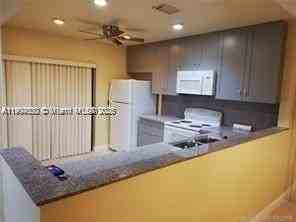 6985 Nw 29th Ln - Photo 3 of 12