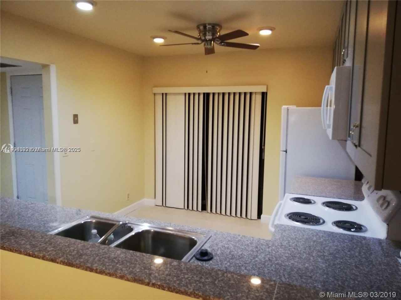 6985 Nw 29th Ln - Photo 4 of 12