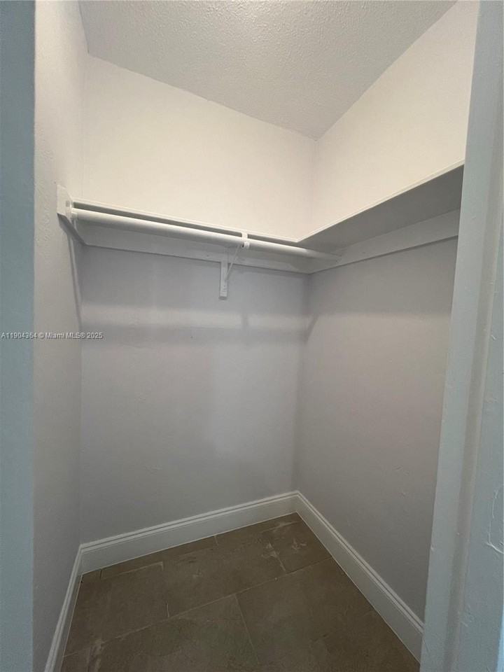 5990 Ne 4th Ct #1 - Photo 7 of 11