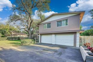 1610 Sw 30th Pl - Photo 1 of 1