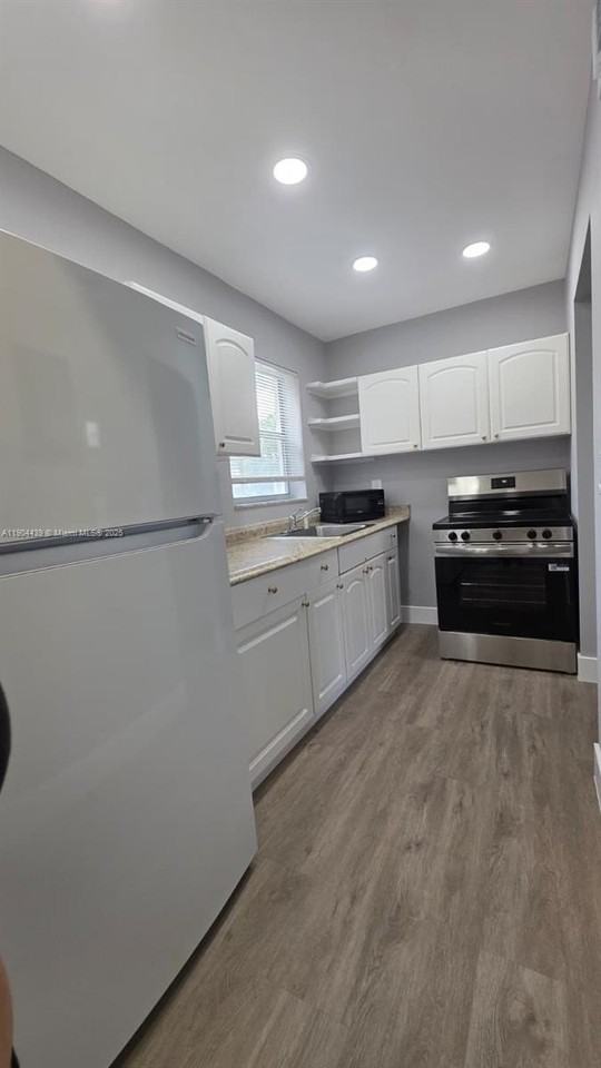 178 Lake Evelyn Drive #178 - Photo 3 of 18