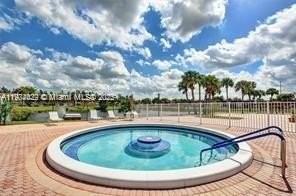 178 Lake Evelyn Drive #178 - Photo 7 of 18