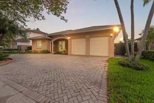 16640 Nw 86th Ct - Photo 1 of 1