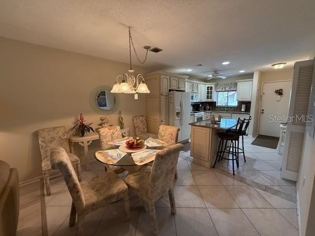 1648 Stickney Point Rd #48-202 - Photo 5 of 18