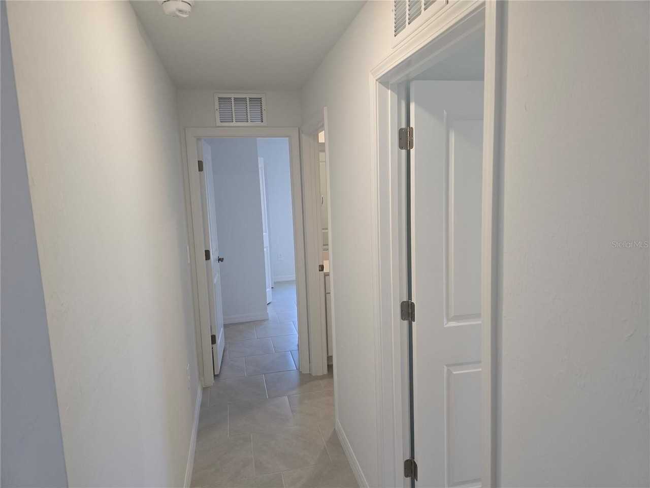 1182 Orlando Blvd - Photo 4 of 20