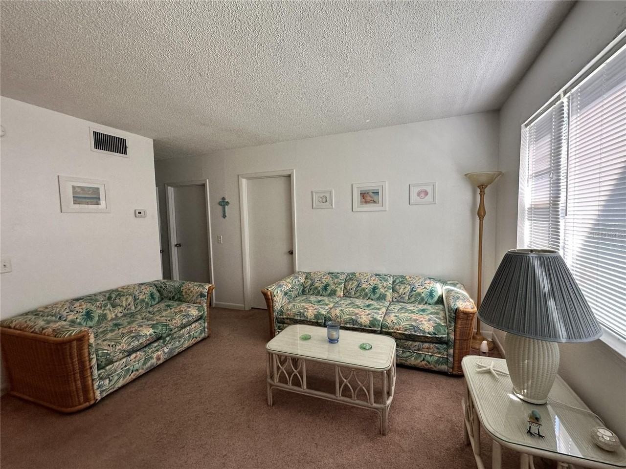 220 S 26th St #3 - Photo 4 of 20