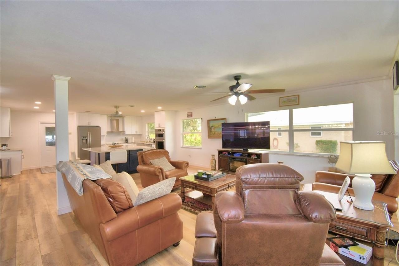 823 N Lake Reedy Blvd - Photo 7 of 12