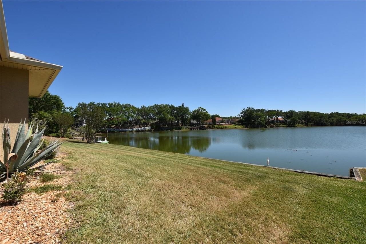 4435 Winding Oaks Cir - Photo 6 of 44