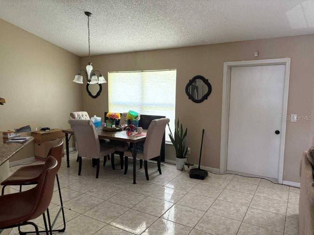 1404 Punta Gorda Dr - Photo 4 of 13