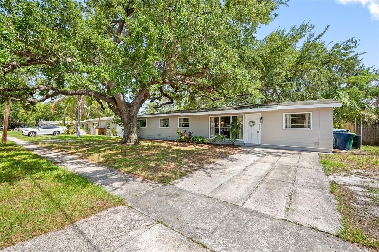 4704 West Wyoming Avenue - Photo 2 of 50