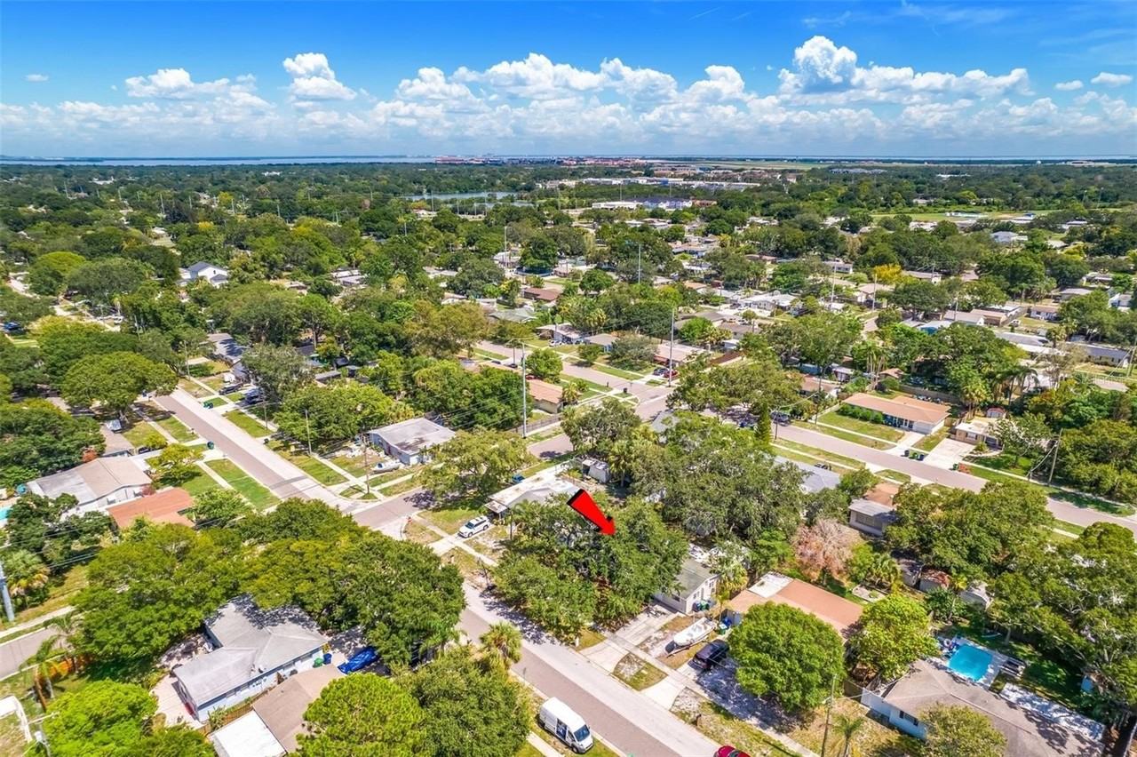 4704 West Wyoming Avenue - Photo 5 of 50