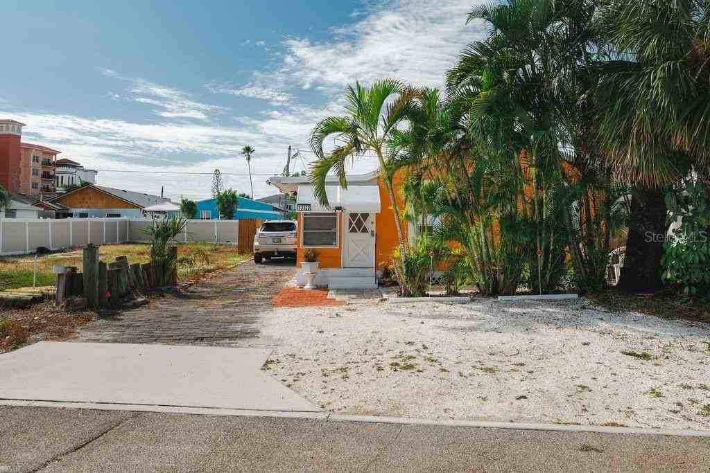 13320 2nd St E - Photo 7 of 37