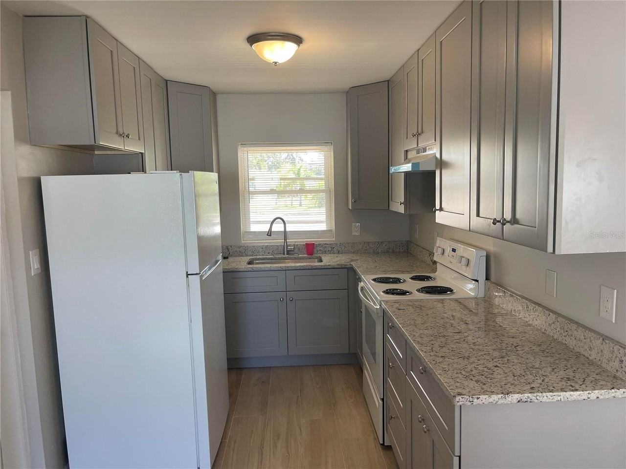 1844 Bayshore Boulevard - Photo 6 of 17