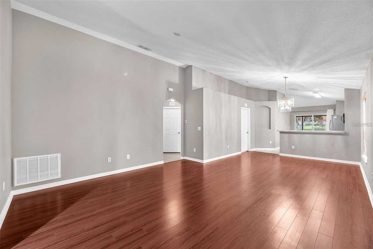 5903 Wrenwater Dr - Photo 4 of 23