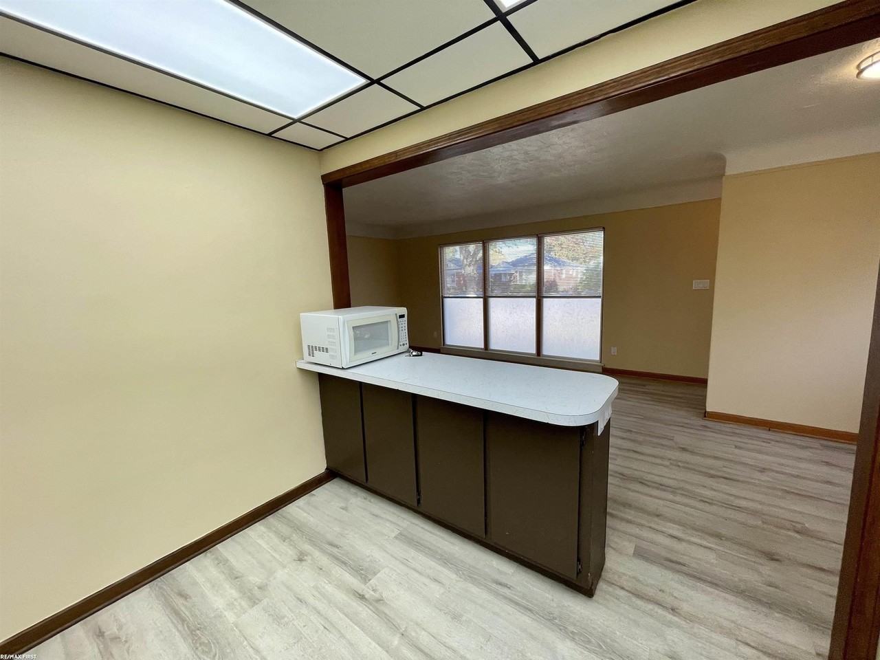 20844 Frazho St - Photo 7 of 23