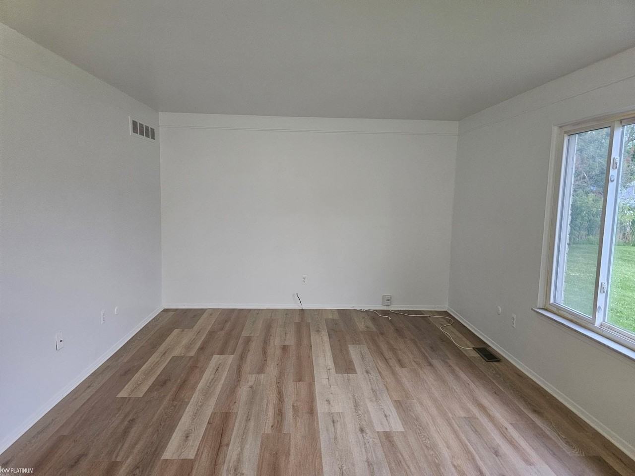 47110 Jefferson Ave #1 - Photo 5 of 7