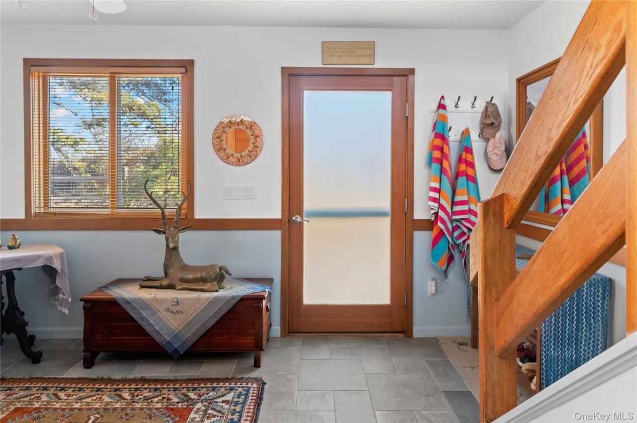 100 Clipper Roadway - Photo 3 of 46