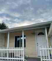 32 Wellington St #1 - Photo 1 of 1