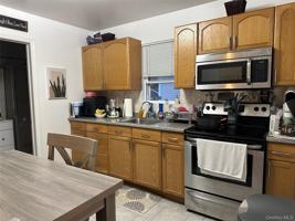 featured image of 2804 Davison St #2