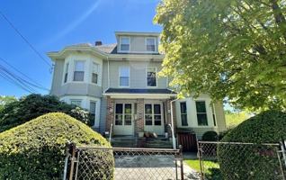 featured image of 362 Lowell Ave #36-2