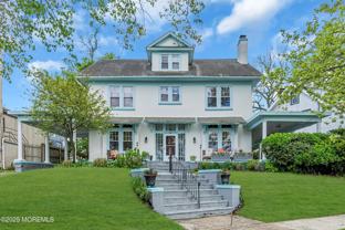 704 8th Ave - Photo 1 of 1