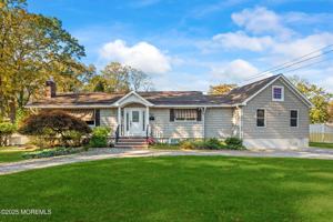 featured image of 72 Whale Pond Rd