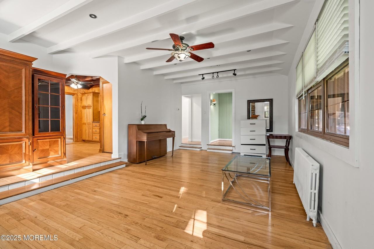 72 Whale Pond Rd - Photo 7 of 50